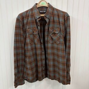 Catchin deers Men's Plaid Button-Down flannel Shirt in Gray and Orange